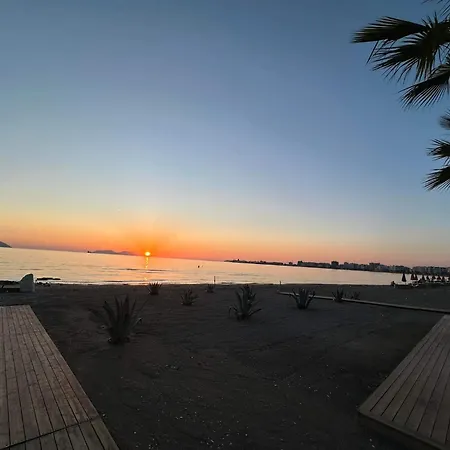 Апартаменты Lungomare Sunset